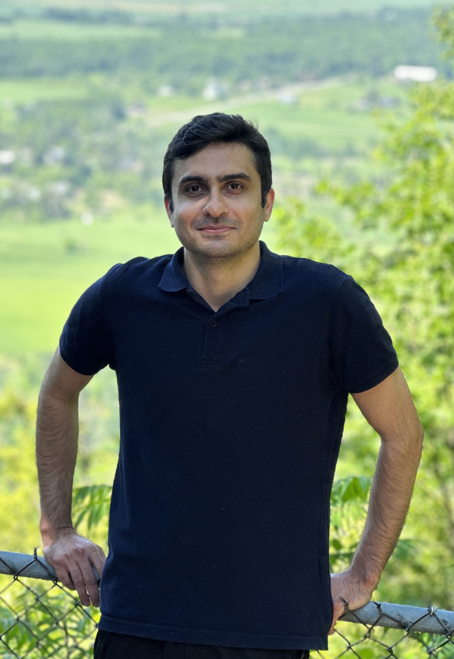 ehsan_green.jpg